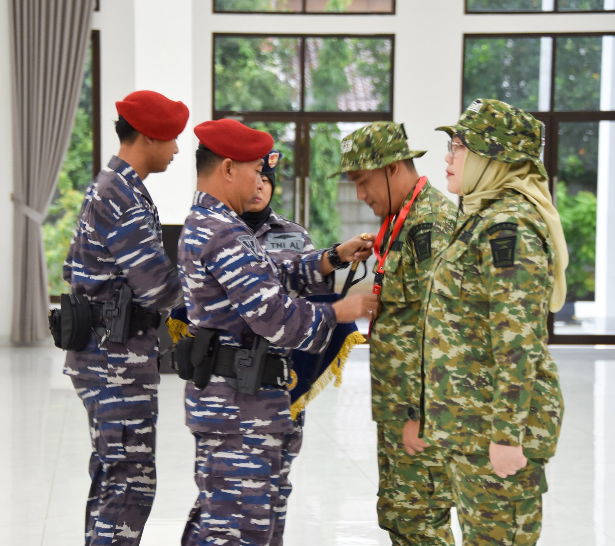 Dansat Kopaska Koarmada I Buka Bimtek Bela Negara Pemko Padang